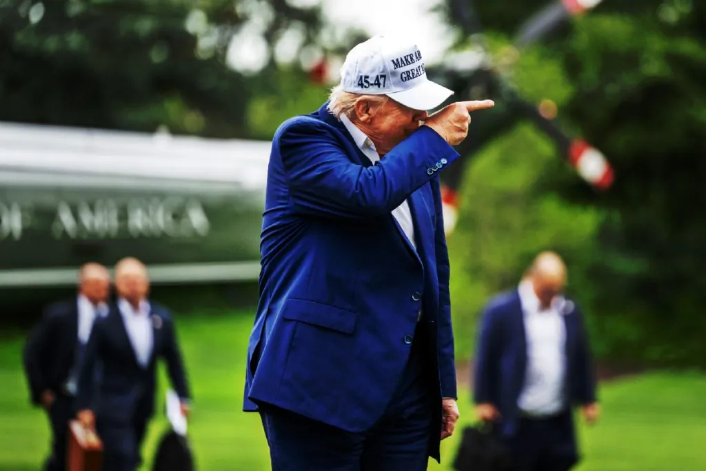 La Pace del Medio Oriente: Trump Annuncia il Cessate il Fuoco tra Israele e Iran - DIFESANEWS.COM - Notizie difesa, sicurezza e geopolitica