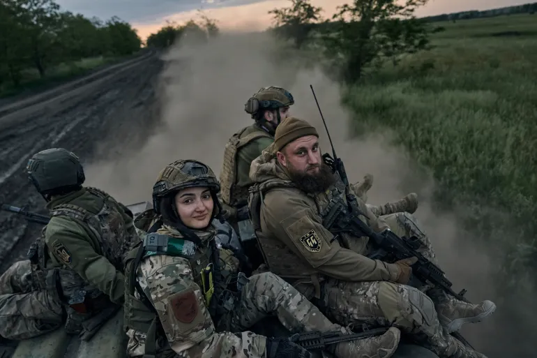 Ukraine, between mud, blood, and fatigue: the respect we owe to those who defend the Nation