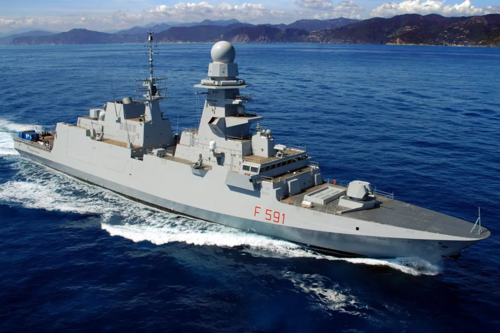 Minaccia Houthi e rotte commerciali - il monito del Generale Piasente: La difesa dell'Italia comincia a Bab el-Mandeb
