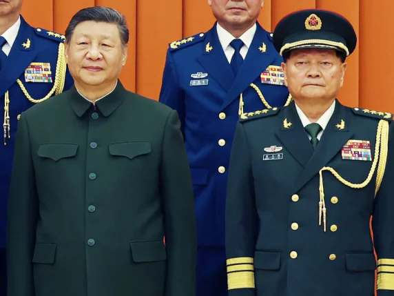Cina: Taiwan pu&ograve; aspettare, prima Xi taglia le teste di un po' di Generali